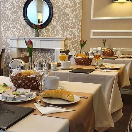 Piccolo Panzio Vendeglo Vinoteca 4*