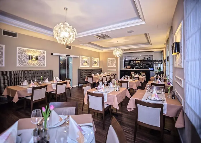 Piccolo Panzió Vendéglő Vinoteca Bed & Breakfast Zalaegerszeg