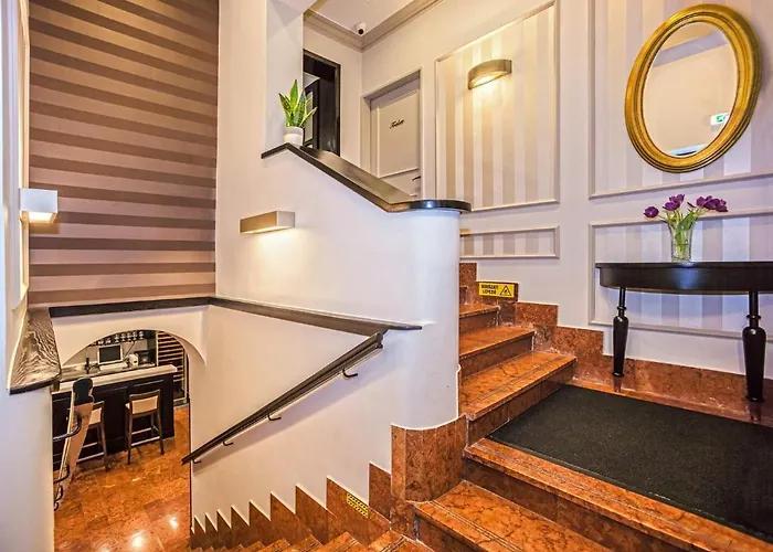 Bed & Breakfast Piccolo Panzió Vendéglő Vinoteca