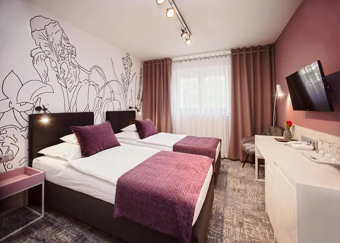 Bed & Breakfast Piccolo Panzió Vendéglő Vinoteca Zalaegerszeg