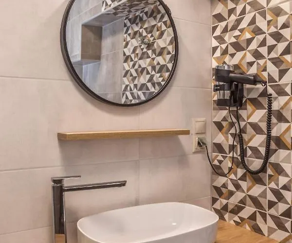 Piccolo Panzio Vendeglo Vinoteca 住宿加早餐酒店 佐洛埃格塞格